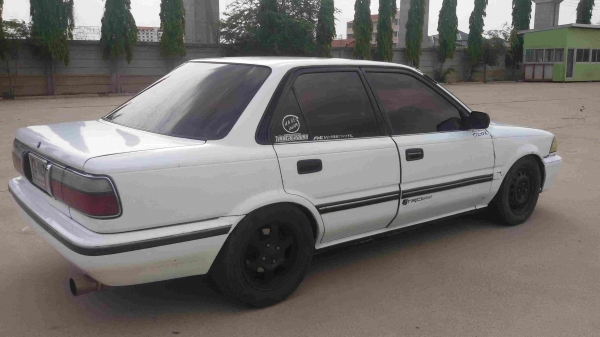 โตโยต้าCololla เครื่อง4-A เครื่องหัวฉีด ดีมาก ช่วงล่างดีแอร์เย็น วิทยุ DVD MP3 กระจกไฟฟ้า พวงมาลัยเพาเวอร์ เซ็นทรัลล๊อก ดิสเบรค 4 ล้อ แก๊ส-น้ำมั