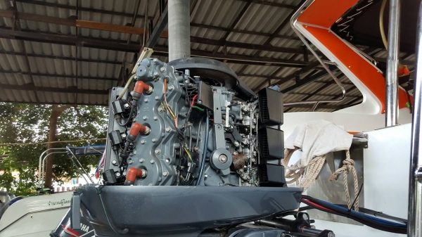 ขายเครื่อง200แรง ยามาฮ่า