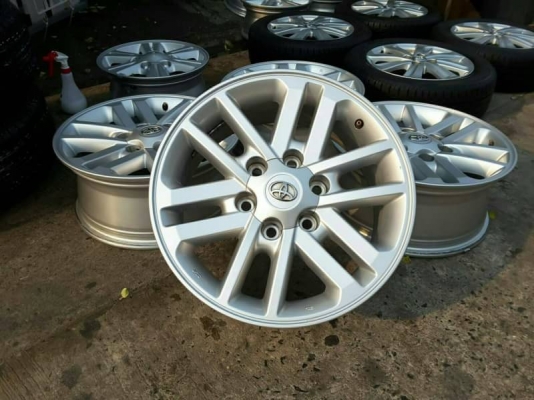 ล้อ champ ขอบ 17 ชุดล่ะ 8,500