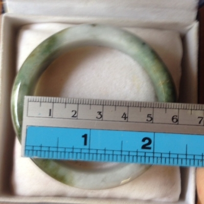 ขายกำไลหยกแท้ รับประกันแท้ชัวร์ จากประเทศพม่า(ค่าส่งฟรี)