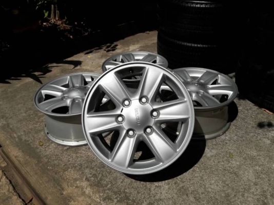 ล้อ all new Isuzu ขอบ 16 ชุดล่ะ 4000