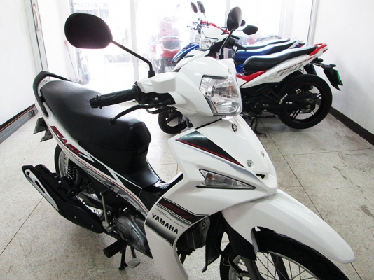 (โอนฟรี) ขาย Yamaha Spark 115 I สตาร์ทมือ ลายใหม่ล่าสุด ปลายปี 2015 ไมล์แท้ 3149 กม เครื่องหัวฉีดประหยัดน้ำมันขั้นเทพ รถเกียร์ 4 จังวังหวะ