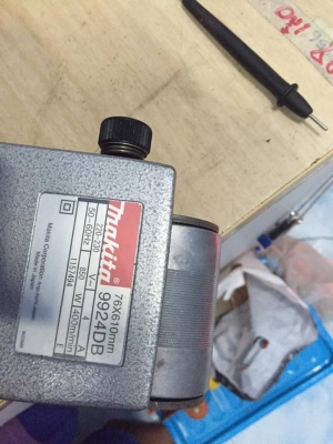 ขายรถถังขัดกระดาษทราย MAKITA (แก่ะกล่อง ราคามือสองครับ) ขายรถถังขัดกระดาษทราย MAKITA (แก่ะกล่อง ราคามือสองครับ)