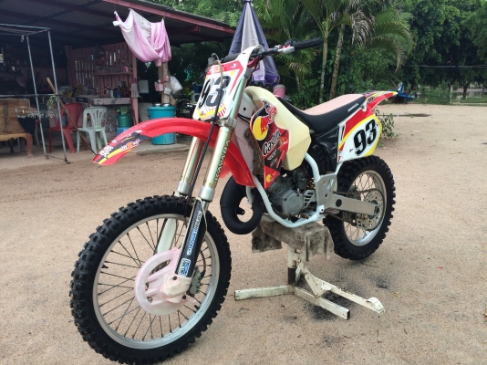 1996 cr125