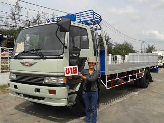 ขาย HINO สิงห์ไฮเทค 195 แรง หกล้อพื้นเรียบ ปี 2539 ยาว 7.20.ม. สภาพสวยทั้งภายในภายนอก ราคา 630000 สน