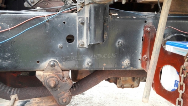 ISUZU รุ่น FRR12JA  6 สูบ  175 แรงม้า กระบะ ยาว 5.60 เมตร