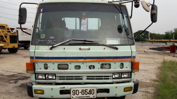 ISUZU รุ่น FRR12JA  6 สูบ  175 แรงม้า กระบะ ยาว 5.60 เมตร