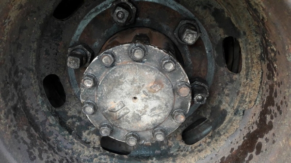 ISUZU รุ่น FRR12JA  6 สูบ  175 แรงม้า กระบะ ยาว 5.60 เมตร