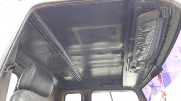 ISUZU รุ่น FRR12JA  6 สูบ  175 แรงม้า กระบะ ยาว 5.60 เมตร