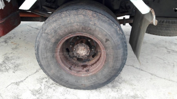 ISUZU รุ่น FRR12JA  6 สูบ  175 แรงม้า กระบะ ยาว 5.60 เมตร