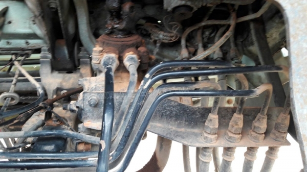 ISUZU รุ่น FRR12JA  6 สูบ  175 แรงม้า กระบะ ยาว 5.60 เมตร