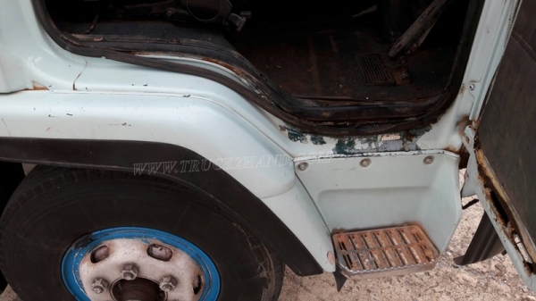 ISUZU รุ่น FRR12JA  6 สูบ  175 แรงม้า กระบะ ยาว 5.60 เมตร