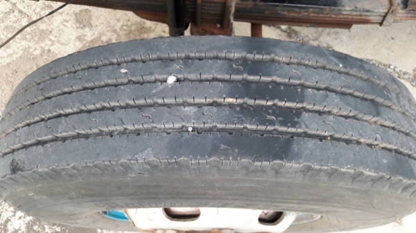 ISUZU รุ่น FRR12JA  6 สูบ  175 แรงม้า กระบะ ยาว 5.60 เมตร