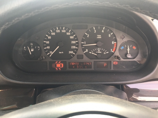 ถูกสุดในเว็ป BMW 323 iA SE ปี 01 รถสวยกริ๊บพร้อมใช้งาน หน้าหลังเดิมรับประกัน เล่มทะเบียนพร้อมโอน หาอยู่ไม่ผิดหวัง&quot;