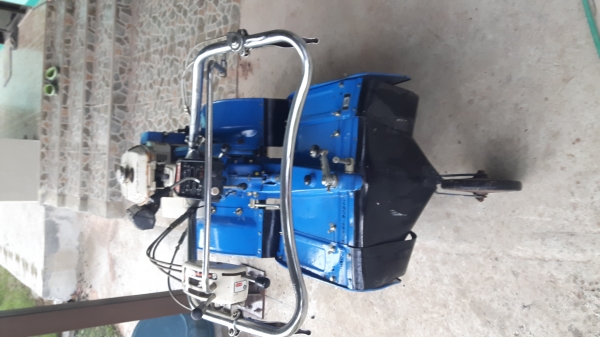 รถพรวนดินเดินตาม