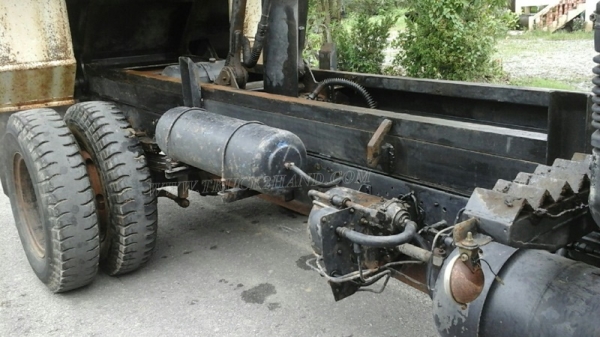 HINO ดัมพ์ FD3WGA 165 แรงม้า พวงมาลัยพาวเวอร์ กระบะดัมพ์ยาว 4 เมตร