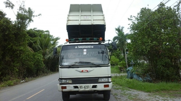HINO ดัมพ์ FD3WGA 165 แรงม้า พวงมาลัยพาวเวอร์ กระบะดัมพ์ยาว 4 เมตร