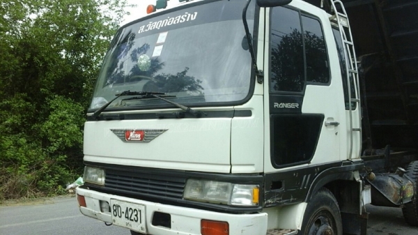 HINO ดัมพ์ FD3WGA 165 แรงม้า พวงมาลัยพาวเวอร์ กระบะดัมพ์ยาว 4 เมตร