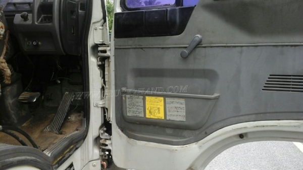 HINO ดัมพ์ FD3WGA 165 แรงม้า พวงมาลัยพาวเวอร์ กระบะดัมพ์ยาว 4 เมตร