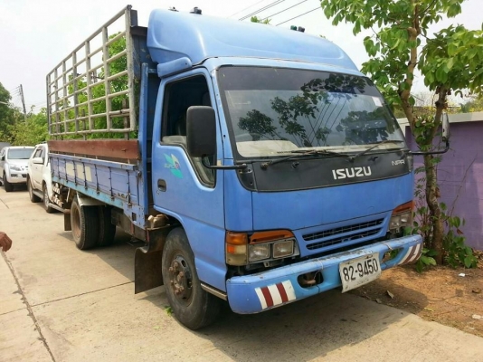 ขายรถ6ล้อ 120ฝาดำ ยาว4.30เมตร มีลิฟท้าย เอกสารพร้อมโอน สนใจโทร 090-8588220คุณนะ 093-3258446คุณบิว หรือเข้าดูสินค้าอื่นๆได้ที่ www.narong2truck.com หรือ www.truck.in.th/498 หรือเพจFacebook ณรงค์ ซื้อขายรถมือสอง (เว็บไซต์ส่วนตัว) หรือFacebook คุณนะ รถบรรทุก