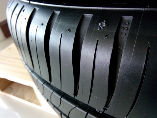 ล้อถอดป้ายแดง 4/100 มิชลิน 185/60R15 ปี0816 ราคา 8,500 บ.