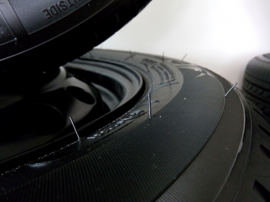 ล้อถอดป้ายแดง 4/100 มิชลิน 185/60R15 ปี0816 ราคา 8,500 บ.