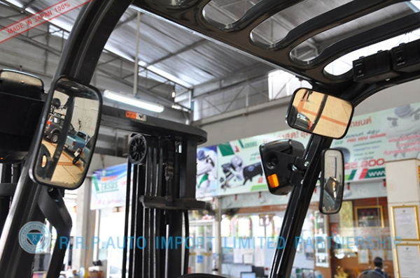 ขายรถโฟล์คลิฟท์มือสอง TOYOTA รุ่น 8FD25-11108 ราคา 485,000 บาท นำเข้าจากประเทศญี่ปุ่น 100\% ไม่เคยใช้งานในไทย