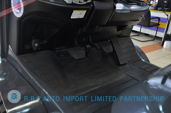 ขายรถโฟล์คลิฟท์มือสอง TOYOTA รุ่น 8FD25-11108 ราคา 485,000 บาท นำเข้าจากประเทศญี่ปุ่น 100\% ไม่เคยใช้งานในไทย