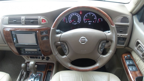 ขาย NISSAN PATROL Y61 สภาพใหม่มาก ขาย NISSAN PATROL Y61 สภาพใหม่มาก