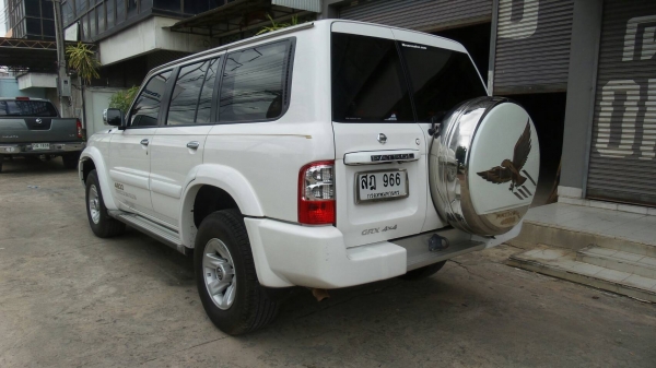 ขาย NISSAN PATROL Y61 สภาพใหม่มาก ขาย NISSAN PATROL Y61 สภาพใหม่มาก