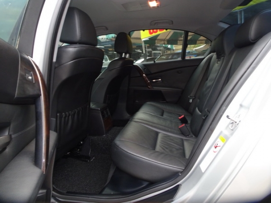 BMW SERIES 520i 2.2 E60  AT ปี 2006