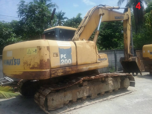 ขายยกชุด!! >>> Komatsu Pc200 รุ่น 7-8 ยกชุด 4 คัน <<< ขายเหมา 4,750,000 บาท เล่มทะเบียน 4 คัน ขายยกชุด!! >>> Komatsu Pc200 รุ่น 7-8 ยกชุด 4 คัน <<< ขายเหมา 4,750,000 บาท เล่มทะเบียน 4 คัน