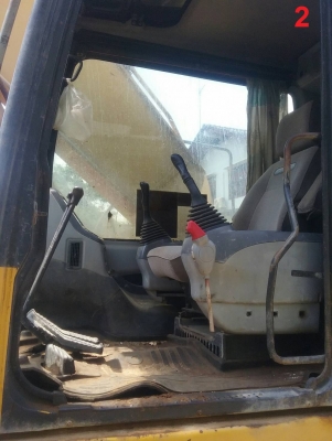 ขายยกชุด!! >>> Komatsu Pc200 รุ่น 7-8 ยกชุด 4 คัน <<< ขายเหมา 4,750,000 บาท เล่มทะเบียน 4 คัน ขายยกชุด!! >>> Komatsu Pc200 รุ่น 7-8 ยกชุด 4 คัน <<< ขายเหมา 4,750,000 บาท เล่มทะเบียน 4 คัน