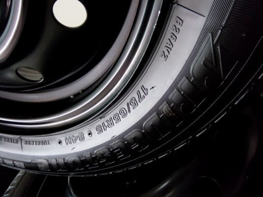 ล้อกระทะถอดป้ายแดง 4/100 บริดสโตน B250 175/65R15 ปี1815 ราคา 7,500 บ.