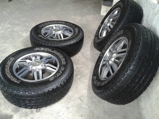 ขอบ16นิ้ว6รู อีสุ พร้อมยาง สวยๆ 4 ล้อ ราคา 6900 บาท