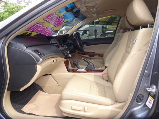HONDA ACCORD 2.4EL AT ปี 2011