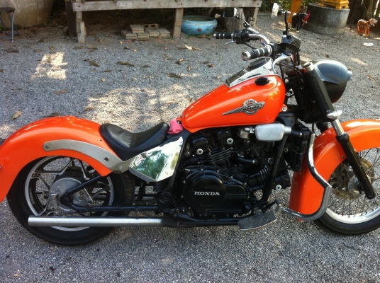 ขายHonda แม๊กน่า 750 cc รถแต่งสวย  ทะเบียนพร้อมโอน