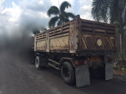 ขายหางพ่วง  สามมิต  2  เพลา.  ปี 49.    สนใจติดต่อ  081 - 6079515