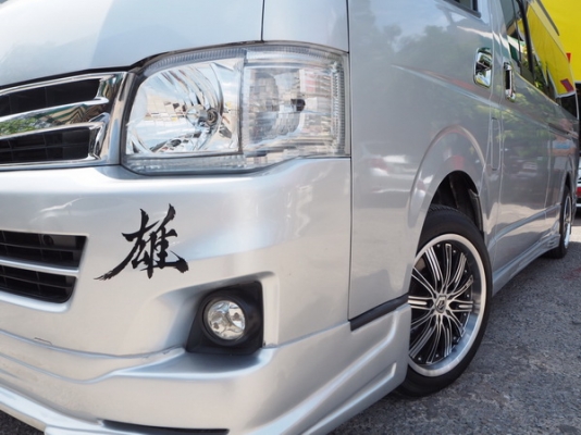 TOYOTA COMMUTER 2.5D4D MT ปี 2011