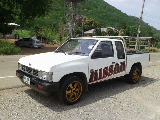 ขายรถนิสันบิ๊กเอ็ม ราคาถูกพร้อมใช้งาน ขายรถนิสันบิ๊กเอ็ม ราคาถูกพร้อมใช้งาน