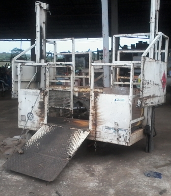 ขายกระเช้าติดหลังรถบรรทุกสำหรับลำเรียงสินค้า ราคา 24,000 บาท