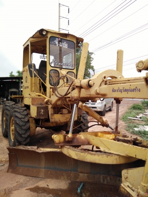 ขายเกรด Komatsu  GD37-5 H เครื่องดี ปั้มดี  เอกสารใบอินวอย