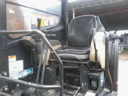 ขายรถขุดเล็ก ยี่ห้อ CAT รุ่น 305 เครื่องยนต์ KOMATSU K4N คอนโทรลน้ำมัน ปั๊มนิ้ว อ๊อฟเซ็ทบูม รถปี 2005 ราคา 570,000 บาท