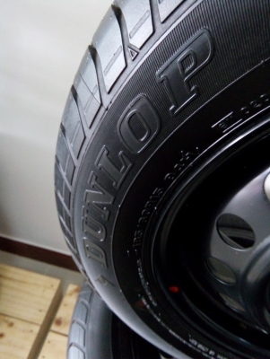 ล้อกระทะถอดป้ายแดง 4/100 ยางดันล็อป SP2030 185/60R15 ปี3615 ราคา 7,500 บ. ล้อกระทะถอดป้ายแดง 4/100 ยางดันล็อป SP2030 185/60R15 ปี3615 ราคา 7,500 บ.