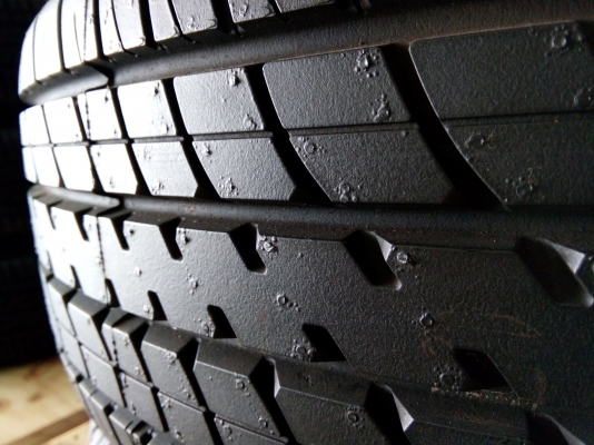 ล้อกระทะถอดป้ายแดง 4/100 ยางดันล็อป SP2030 185/60R15 ปี3615 ราคา 7,500 บ. ล้อกระทะถอดป้ายแดง 4/100 ยางดันล็อป SP2030 185/60R15 ปี3615 ราคา 7,500 บ.