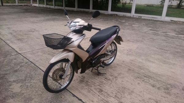 wave 110i ใสๆ พร้อมใช้งาน