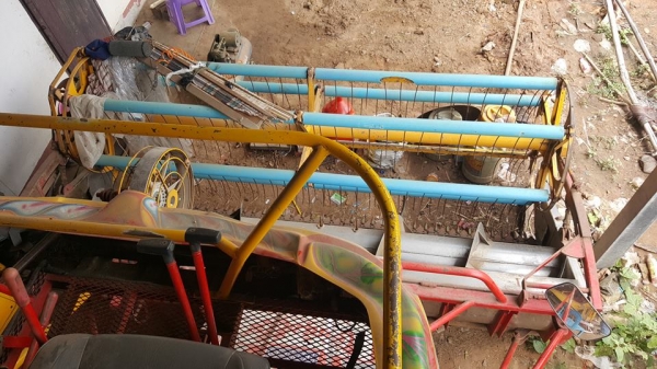 ขายรถเกี่ยวข้าว เกษตรพัฒนา 3นา เครื่องHINO260เทอร์โบว์ JO2 ช่วงล่าง12ปั๊มอีตั้น23แฝด สภาพพร้อมใช้งาน เอกสารบริษัท ขายรถเกี่ยวข้าว เกษตรพัฒนา 3นา เครื่องHINO260เทอร์โบว์ JO2 ช่วงล่าง12ปั๊มอีตั้น23แฝด สภาพพร้อมใช้งาน เอกสารบริษัท