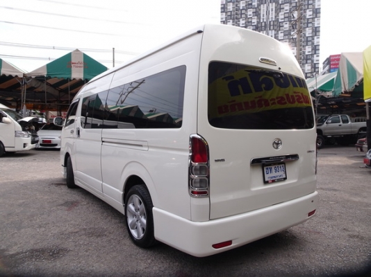 TOYOTA COMMUTER 2.7VVTI MT ปี 2010