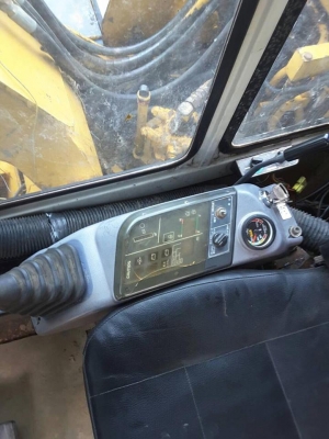 แบคโฮ KOMATSU PC60-6 แบคโฮ KOMATSU PC60-6