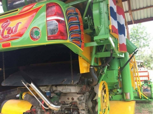 ขายรถเกี่ยวข้าว เกษตรพัฒนา รุ่นไอ้หนุ่มไวไฟ อุ้ม2.5ตัน รถสวยสภาพดีพร้อมใช้งาน สนใจโทร 090-8588220คุณนะ 093-3258446คุณบิว หรือเข้าดูสินค้าอื่นๆได้ที่ www.narong2truck.com www.truck.in.th/498 หรือเพจFacebook ณรงค์ ซื้อขายรถมือสอง (เว็บไซต์ส่วนตัว) หรือFaceb